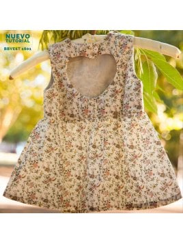 VESTIDO ESCOTE CORAZON EN ESPALDA BEBE